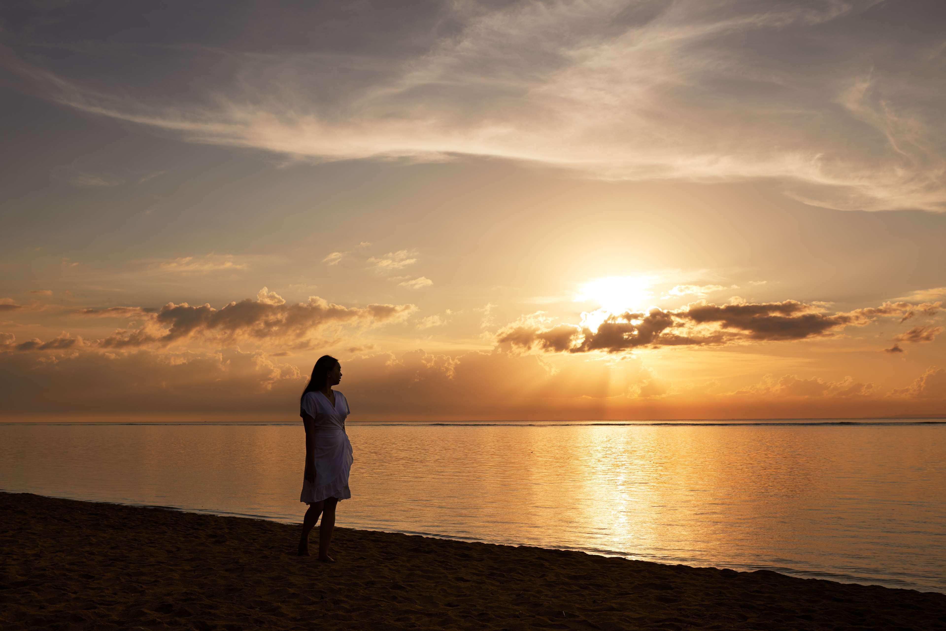 Hyatt Regency Bali Hotel Sanur Екстериор снимка Sunset at the beach